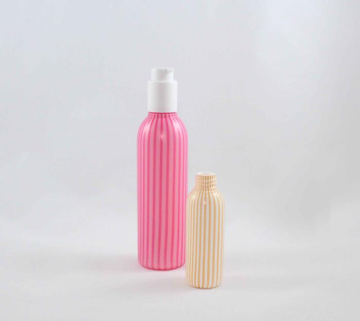 250 ml and 80 ml HDPE bottles with Bi-injection colors