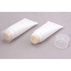 Sponge Tube: All-in-one packaging solution for consumers to apply the product on the skin without extra tools or getting dirty