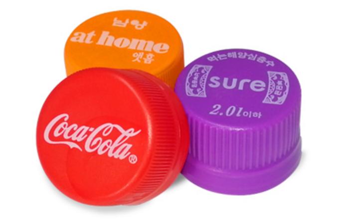 Plastic closure store caps