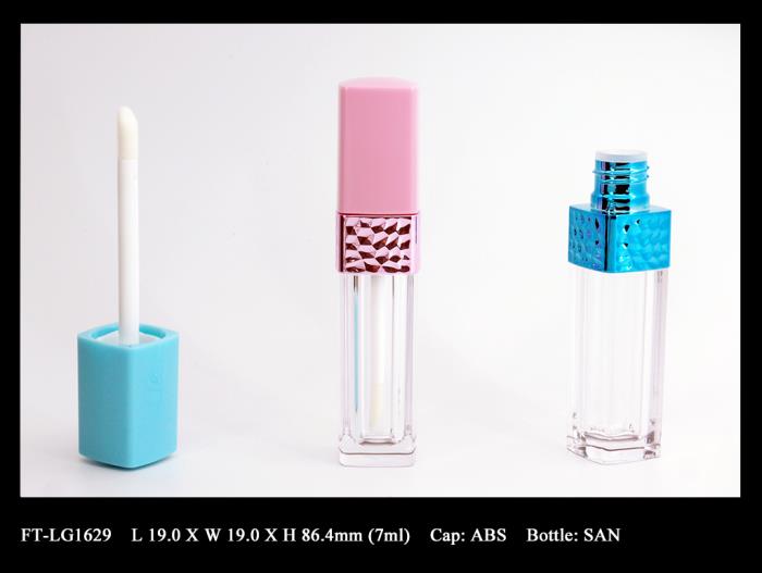 Lip Gloss Bottle: FT-LG1629