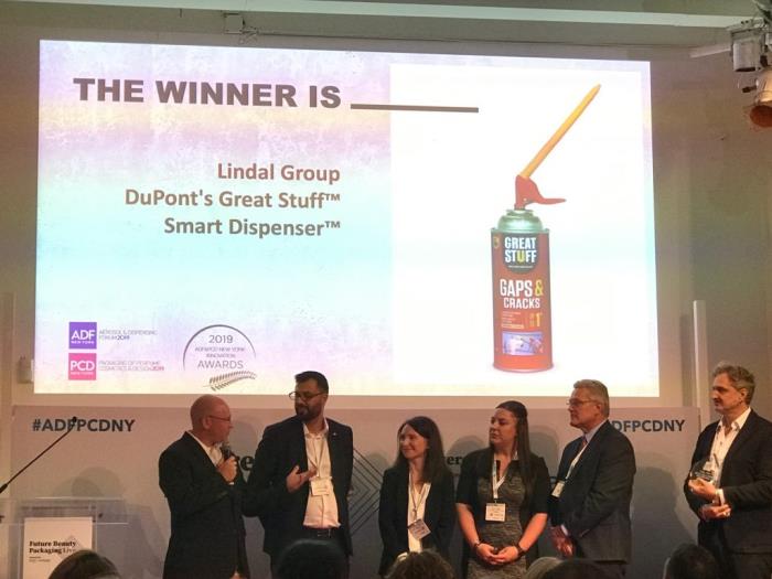 LINDAL and DuPont celebrate ‘smart’ ADF award win